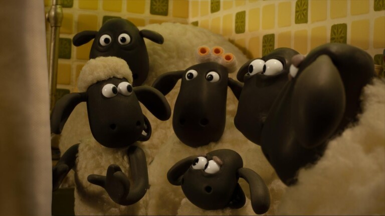 SHAUN THE SHEEP: THE BEAST OF MOSSY BOTTOM - photo 4